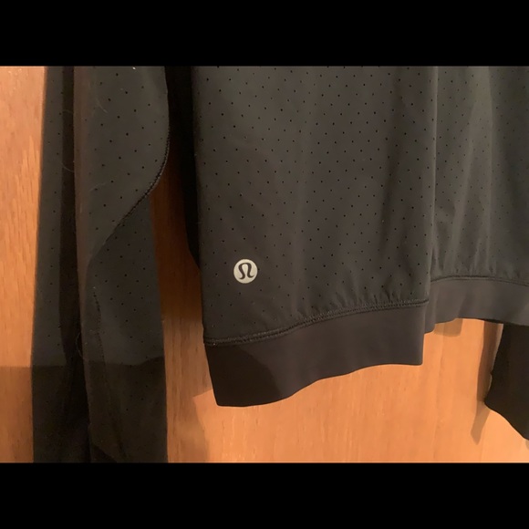 Lululemon jacket - Picture 7 of 7